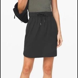 Lululemon on the fly skirt